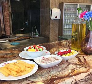 Maharet Doner Bayrakli Izmir